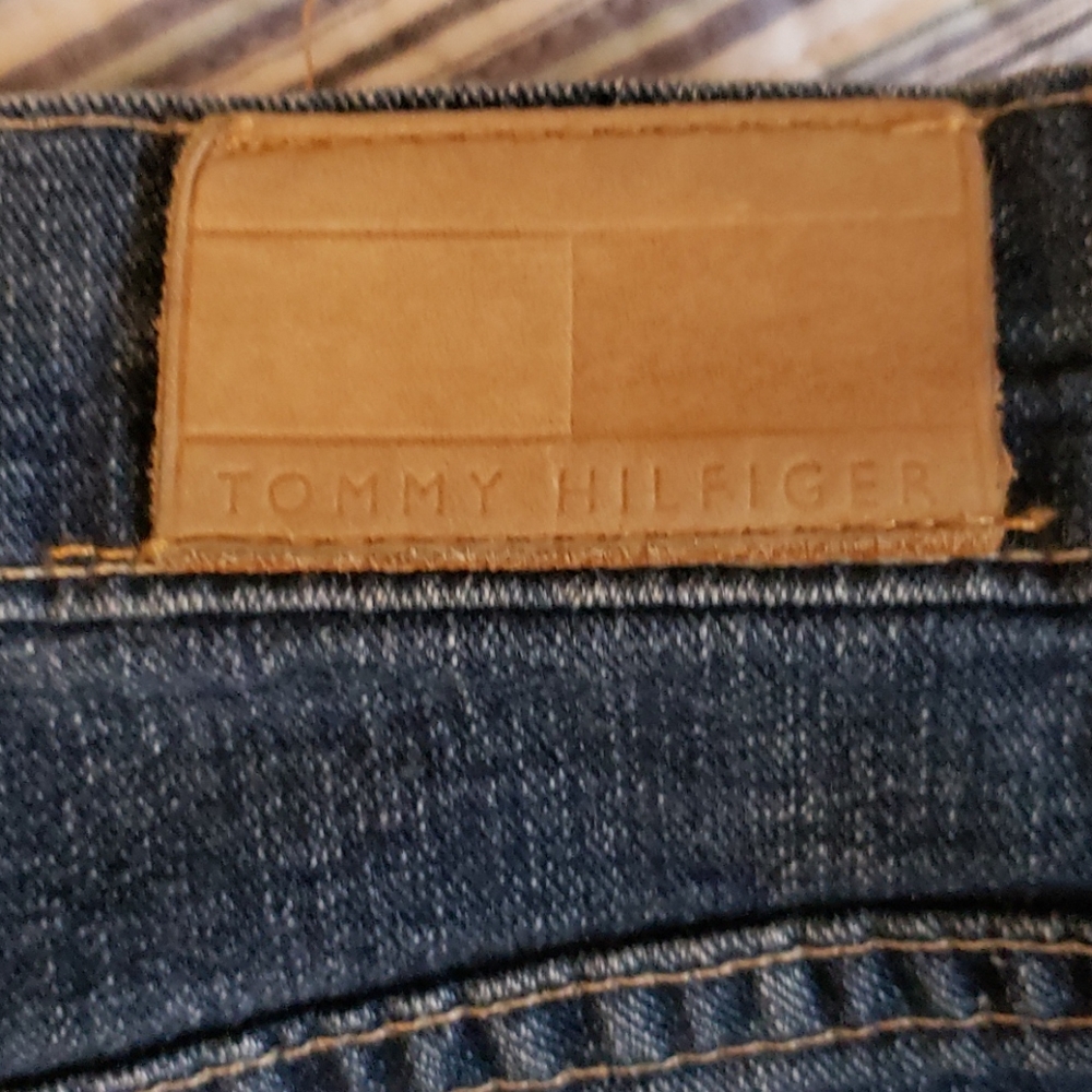 Tommy Hilfiger Low Rise Flare denim jeans sz 12r - Picture 3 of 12